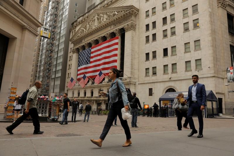 Apple Amazon lead Wall Street lower as tariffs loom
