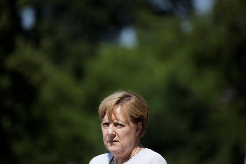 Germanys Merkel hopes for respectful Brexit close ties