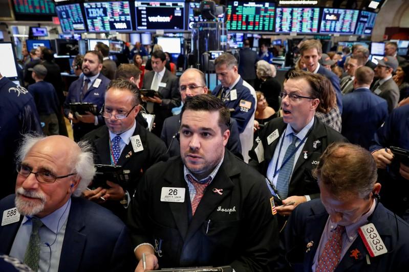 Apple leads broad Wall Street rally