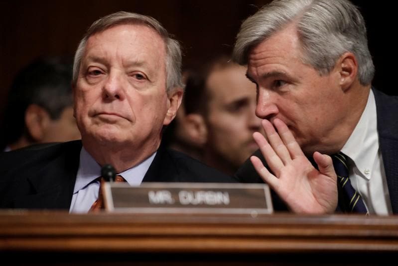 Democrats fume as Senate panel sets vote on Trumps court pick