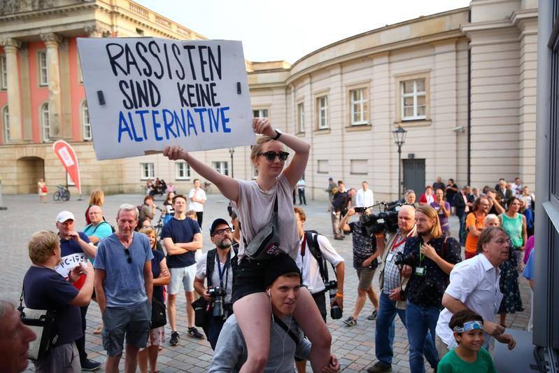 Merkel allies weather farright surge in German regional elections