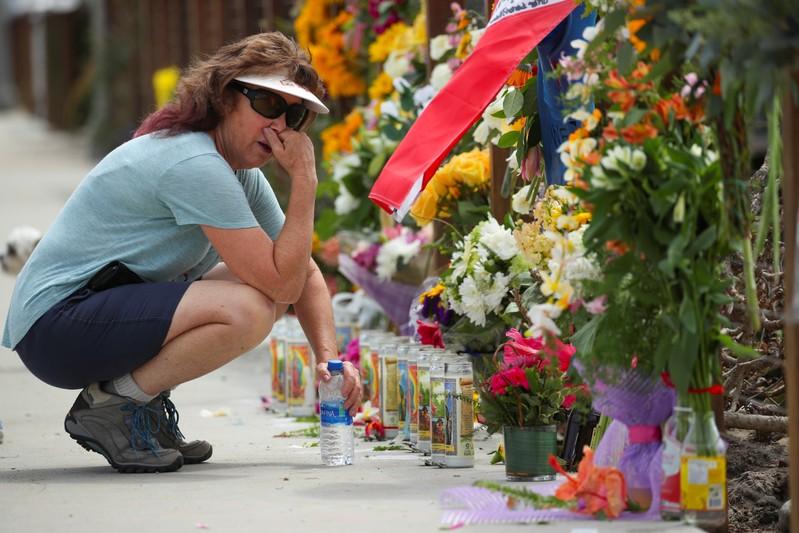 Divers recover bodies of all but one of 34 victims of California boat blaze