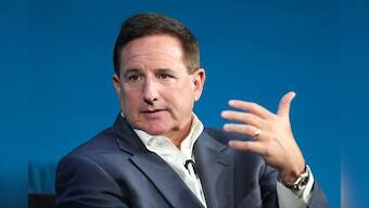 Oracle CEO Mark Hurd takes medical leave; first-quarter revenue misses