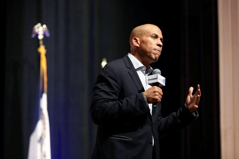 Booker seeks 17 million in new funds to stay in Democratic White House race