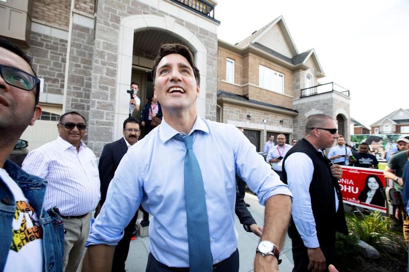 Canadas Trudeau pledges major drug plan boost after blow from blackface photos