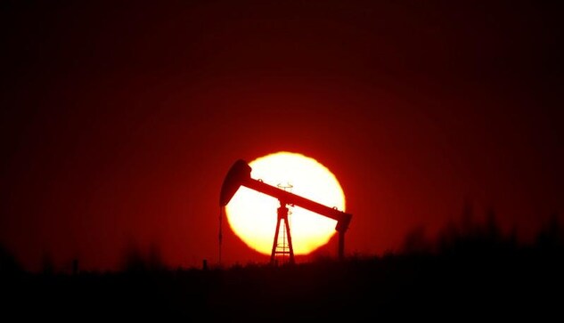 Oil drops to lowest since Aramco attacks after Trump scolds China Oil drops to lowest since Aramco attacks after Trump scolds China