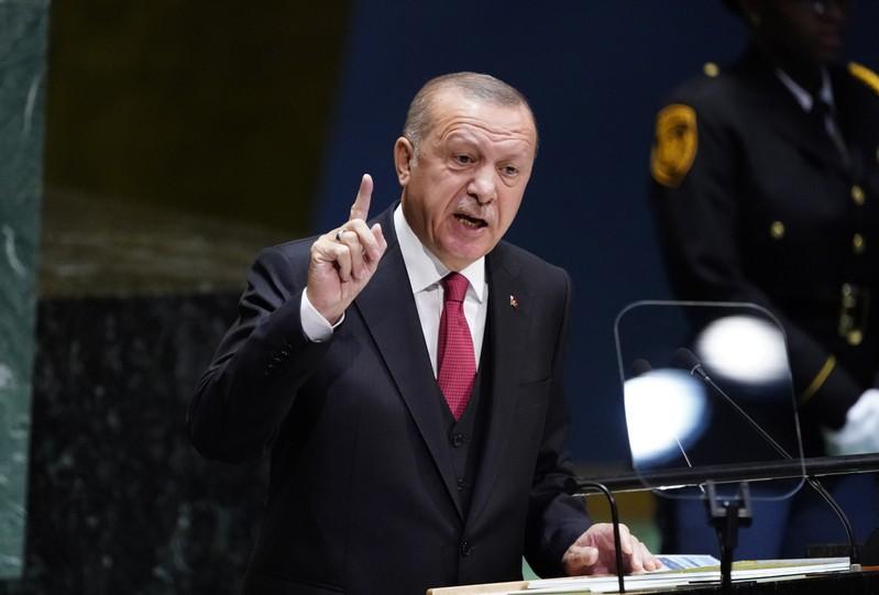 Seeking deals not sanctions Turkeys Erdogan attends Trump reception