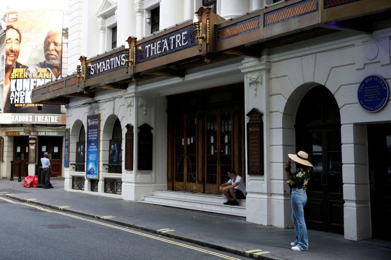 British entertainment left in dark seeks government insurance help