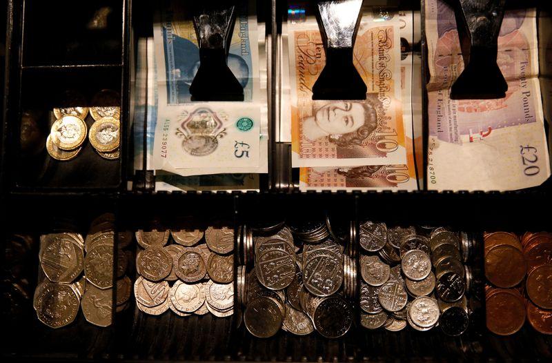 65 billion cash mystery puzzles Britains audit office
