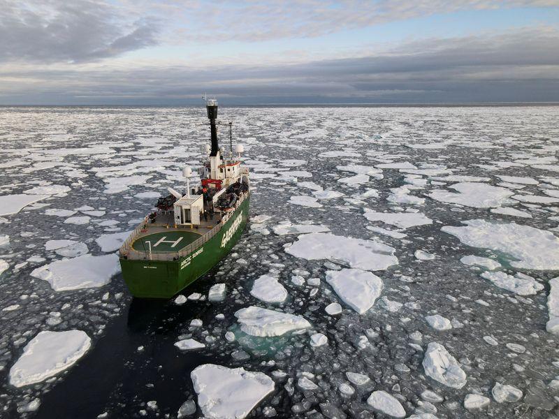 Arctic sea ice suffers devastating loss shrinks to second lowest on record