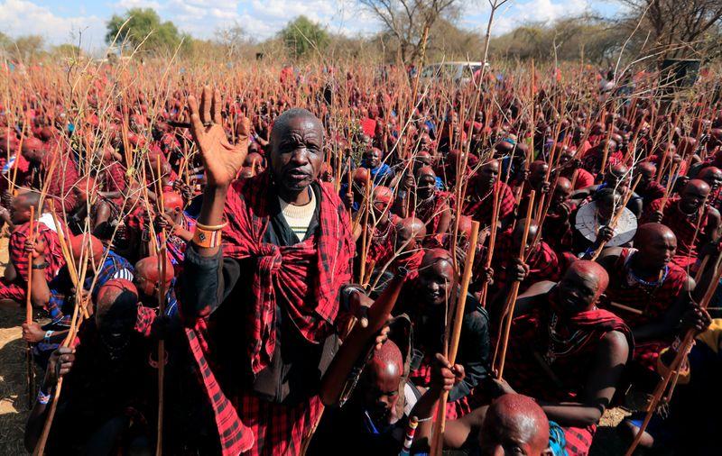 Kenyas Maasai gather for onceinadecade ceremony to turn warriors into elders
