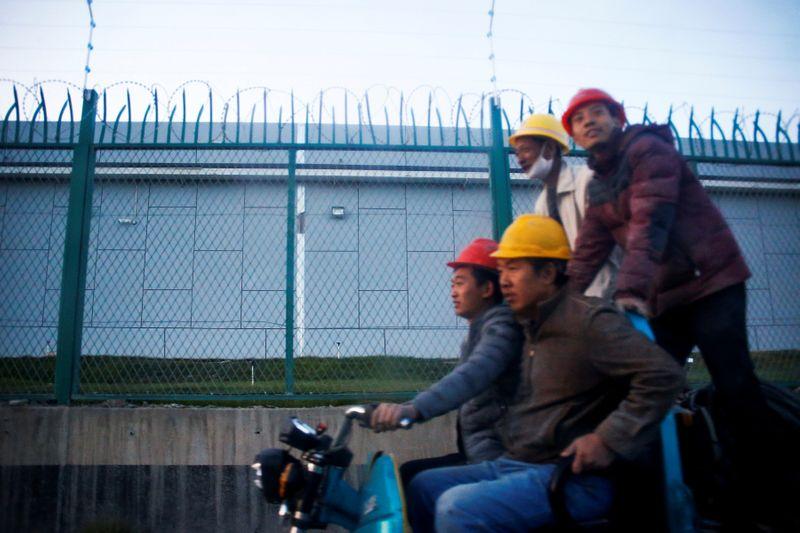 U.S. senators, citing Uighurs, urge Netflix to drop planned Chinese sci-fi series U.S. senators, citing Uighurs, urge Netflix to drop planned Chinese sci-fi series