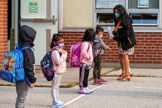 Runny nose, stay home? Canada schools debate how to act on common cold symptoms Runny nose, stay home? Canada schools debate how to act on common cold symptoms