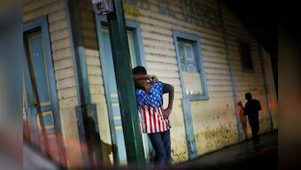 Migrant caravan streams out of Guatemala, halted by Mexican police