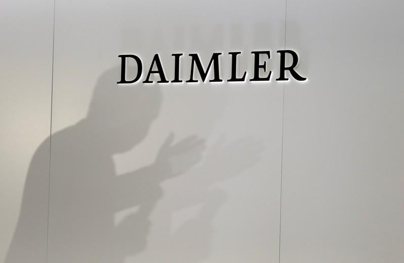 Daimlers diesel troubles trigger new profit warning