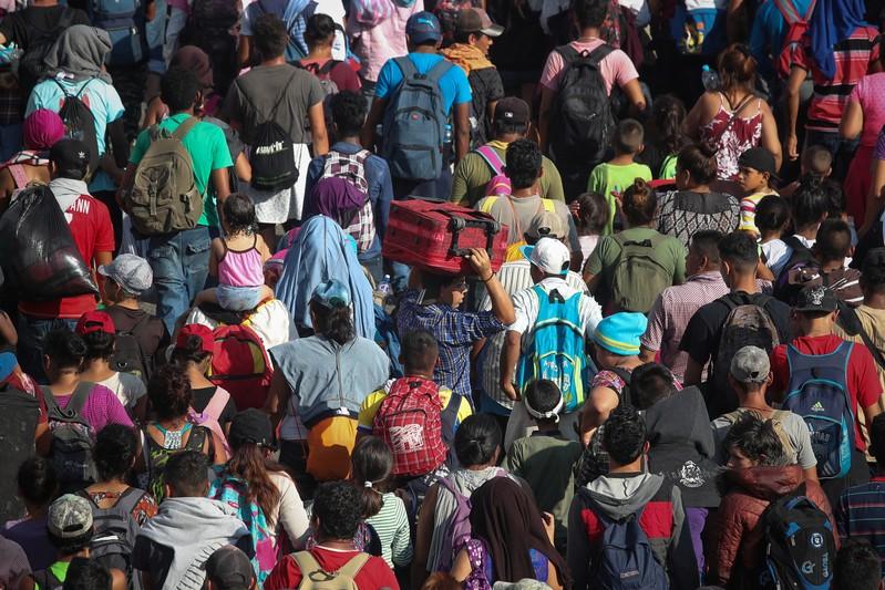 Trump threatens to cut Central America aid over migrant caravan