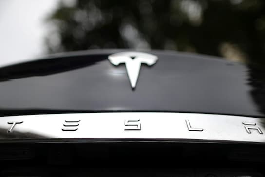 Tesla slips to near bottom in Consumer Reports reliability survey Tesla slips to near bottom in Consumer Reports reliability survey
