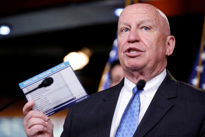 US lawmaker Trumps new tax cut plan probably waits for 2019