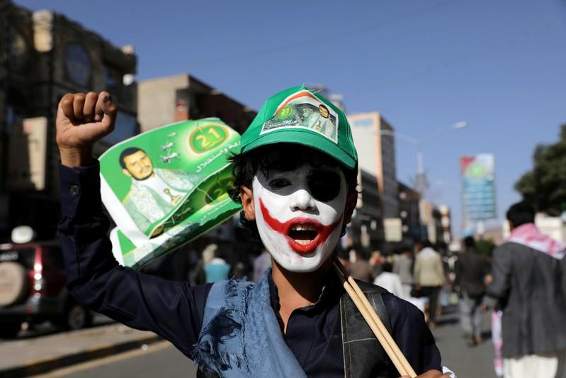 Yemen's Houthis unilaterally release hundreds of detainees Yemen's Houthis unilaterally release hundreds of detainees