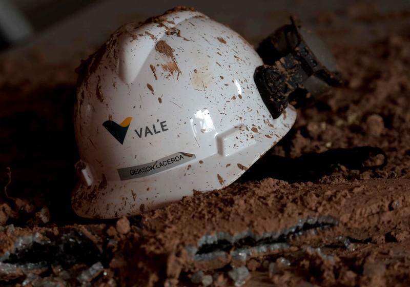 Brazil miner Vale expects to mostly finish paying for burst dam by 2021 Brazil miner Vale expects to mostly finish paying for burst dam by 2021