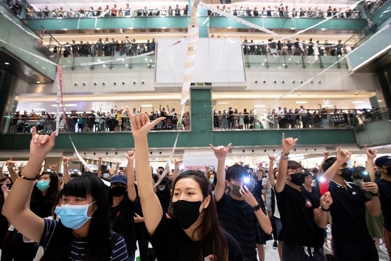 About $4 billion Hong Kong deposits may have left for Singapore in June-August - Goldman About $4 billion Hong Kong deposits may have left for Singapore in June-August - Goldman