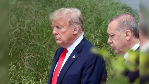Erdogan, Trump discuss Syria 'safe zone' in phone call