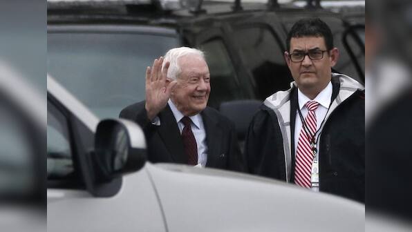 Former U.S. President Carter falls, requires stitches