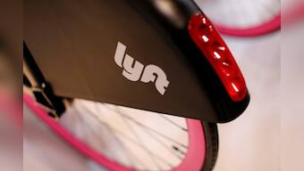 U.S. House panel 'strongly' urges Uber, Lyft to take part in hearing