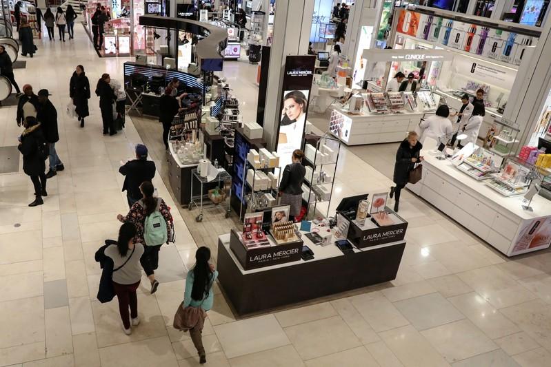 Weak US retail sales cast shadow over slowing economy