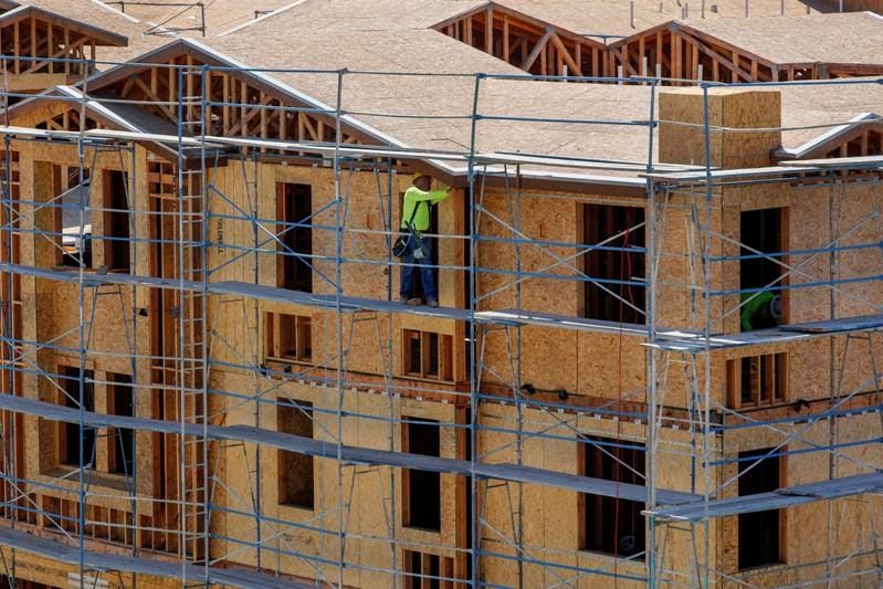 US homebuilding retreats manufacturing still struggling