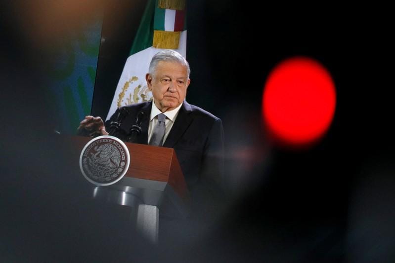 Failure Mexico admits bungled arrest of kingpins son after mayhem