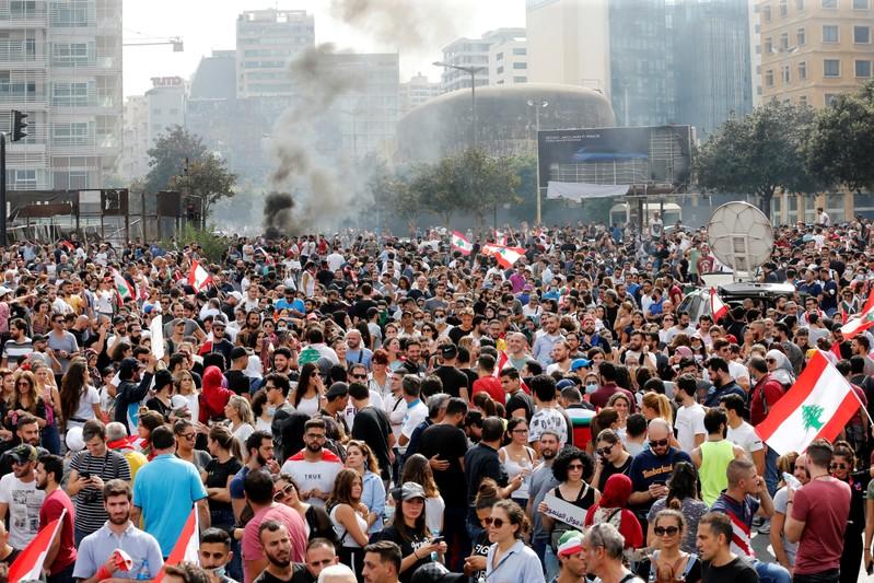 Protests sweep Lebanon as fury at ruling elite grows