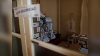Argentina's Alberto Fernandez leads presidential election - official count