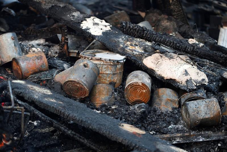 Celebrities flee multimilliondollar homes burn in Los Angeles wildfire