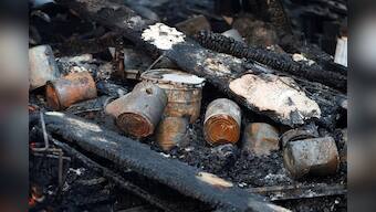 Celebrities flee, multimillion-dollar homes burn in Los Angeles wildfire