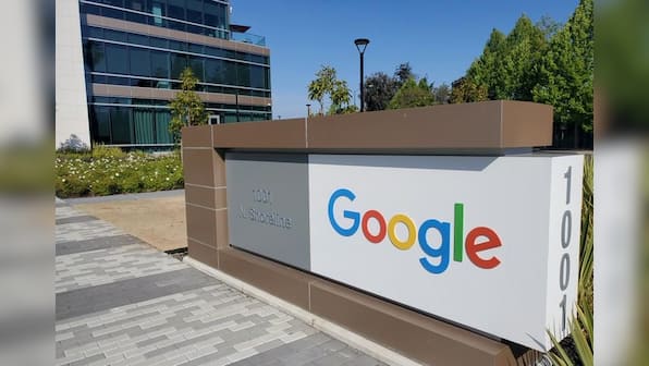 Google's search for sales in cloud, hardware clip Alphabet profit