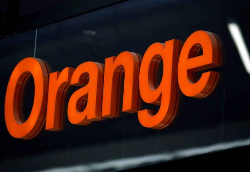 Orange shares extend losses with Spanish sales set to remain under pressure