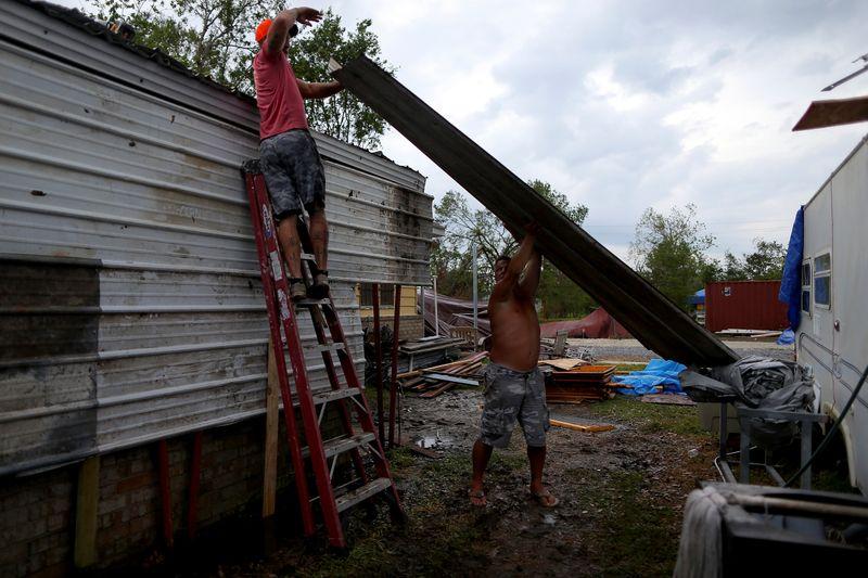 Louisiana residents flee as Hurricane Delta bears down on U.S. Gulf Coast - World News , Firstpost