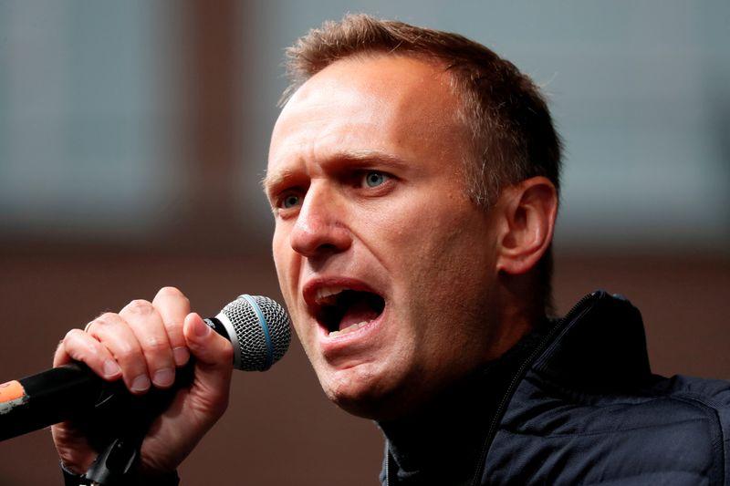 EU Britain sanction Russian officials over Navalny poisoning