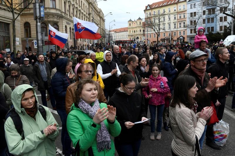 Slovakia's ruling party wins regional elections but support shrinks