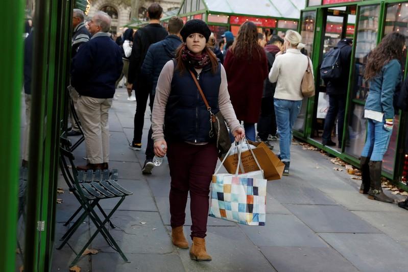 US retail sales rebound but consumer spending slowing