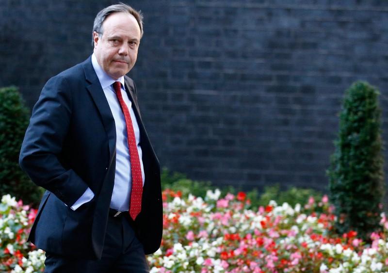 Northern Irish businesses put pressure on DUP by backing Brexit deal