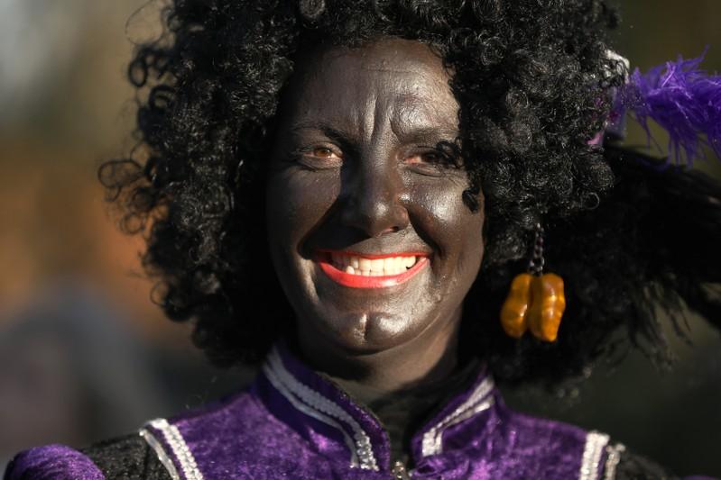 Festive Fun Or Racism? Dutch "Black Pete" Row Gets Violent – Firstpost