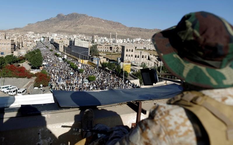 Yemeni Houthis halt missile attacks on Saudi coalition raising peace prospects