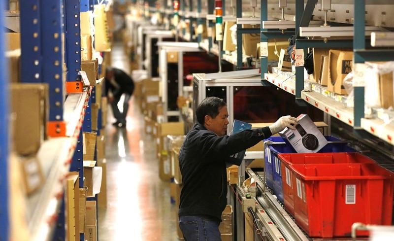 Cyber Monday on track for US online shopping record