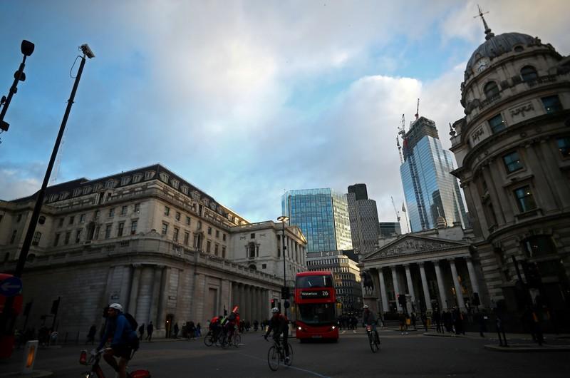 Bank of England to keep rates steady in pre-election meeting Bank of England to keep rates steady in pre-election meeting