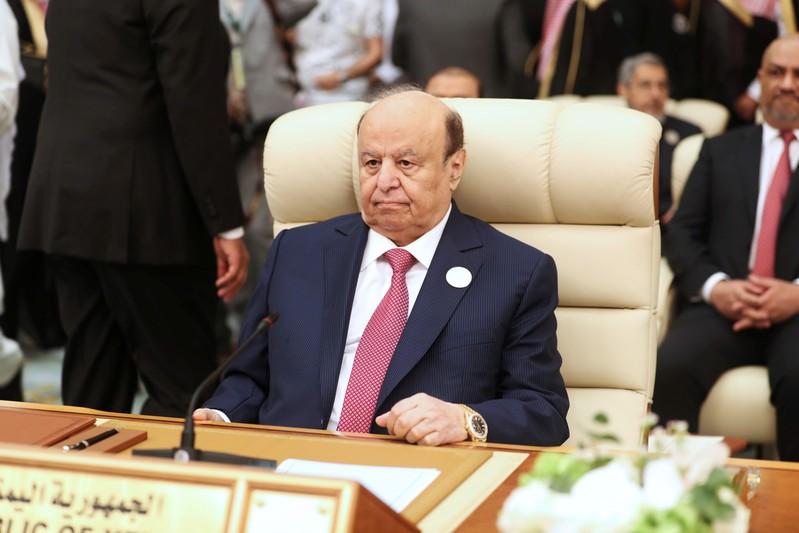 Yemens President Hadi meets separatist leader after deal ends power struggle