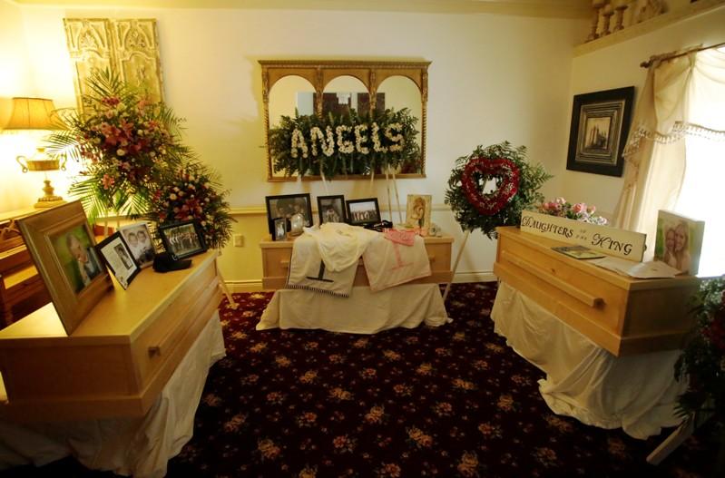 Slain in Mexico, 7-month-old twins buried in rain-swept funeral Slain in Mexico, 7-month-old twins buried in rain-swept funeral