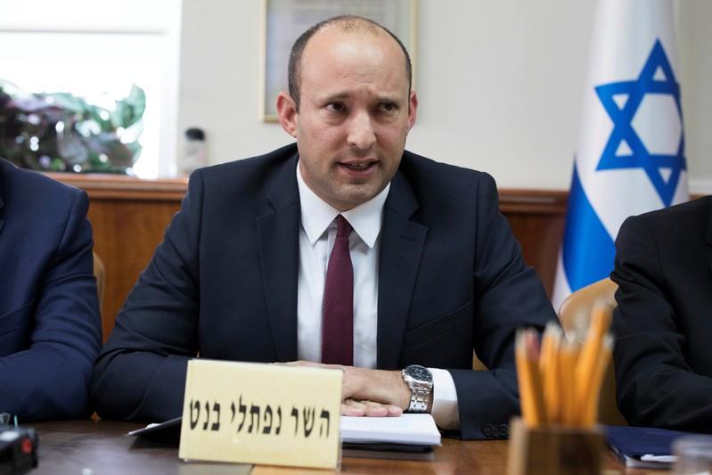 Israels Netanyahu appoints farright Bennett as defence minister