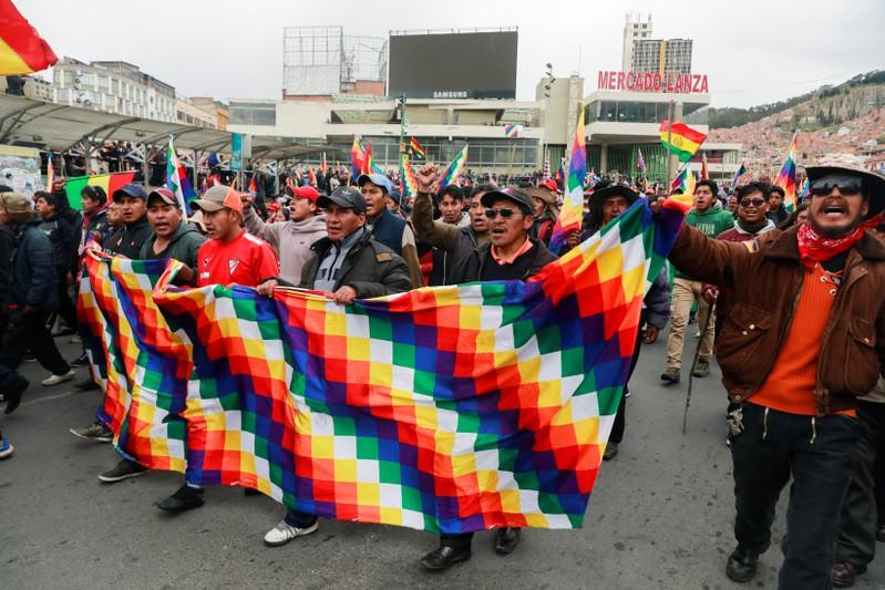Bolivian unions threaten strike if peace and order not restored in 24 hours